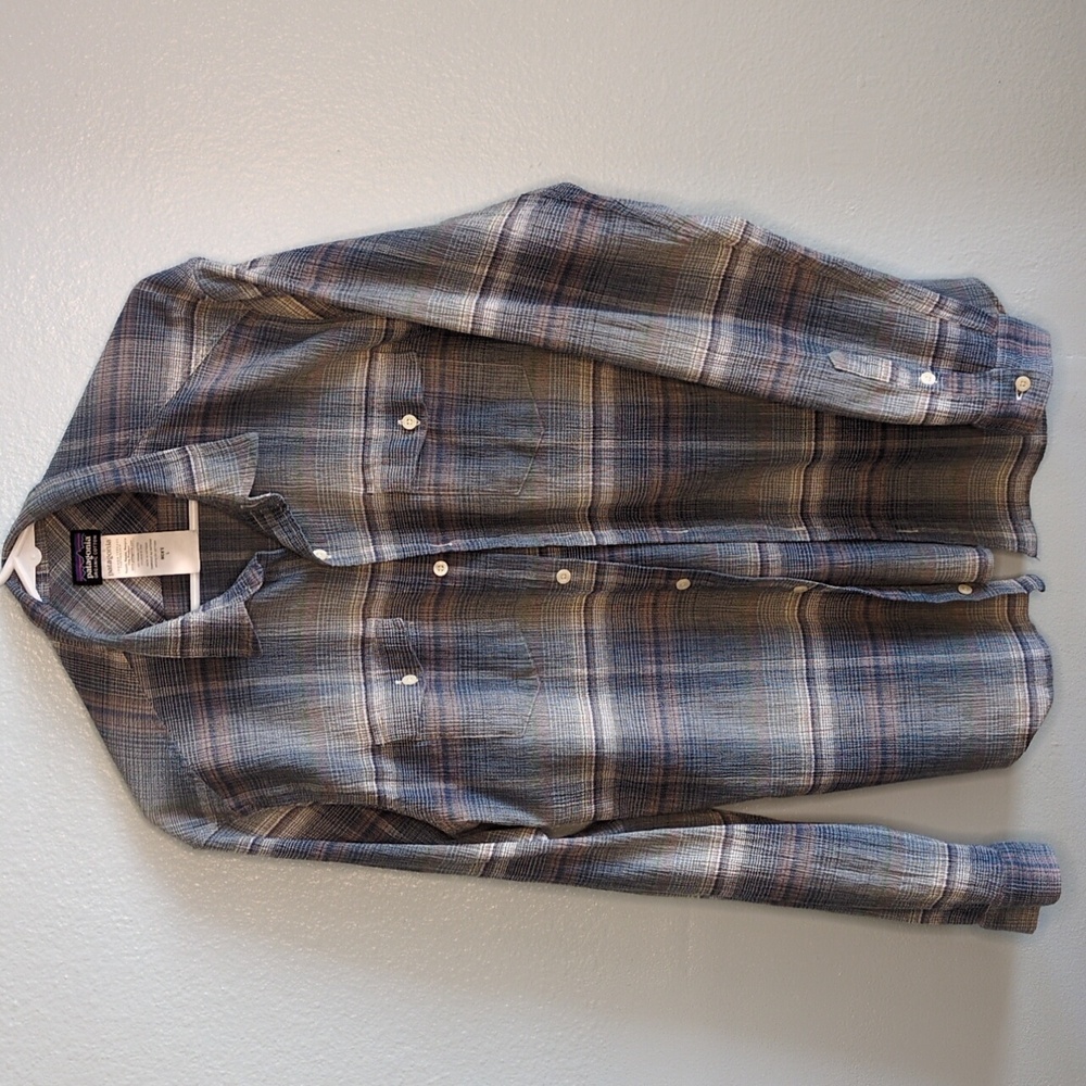 Patagonia Organic Cotton Button Down Men's Shirt